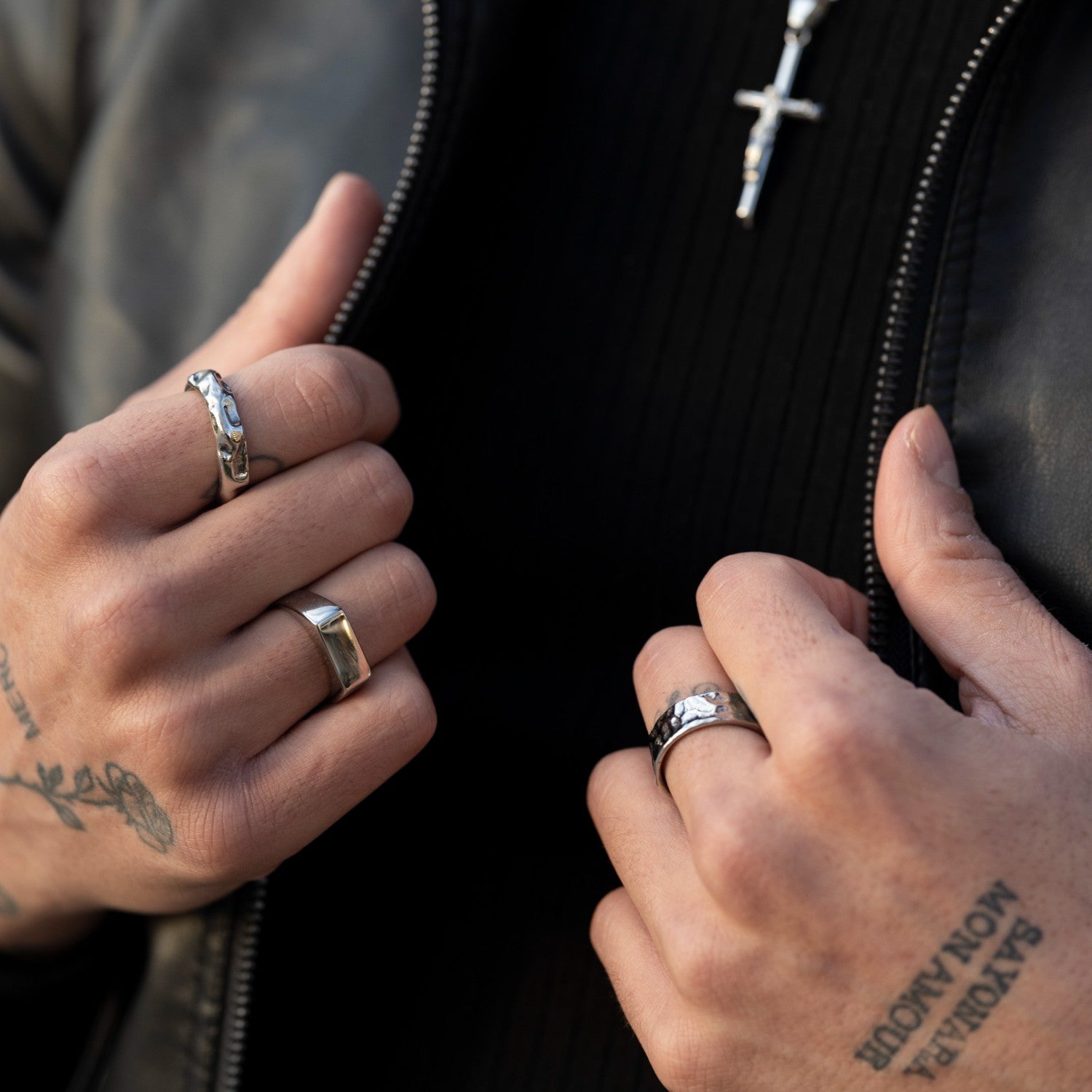 Hammered Ring (25% OFF) - VALUSIS