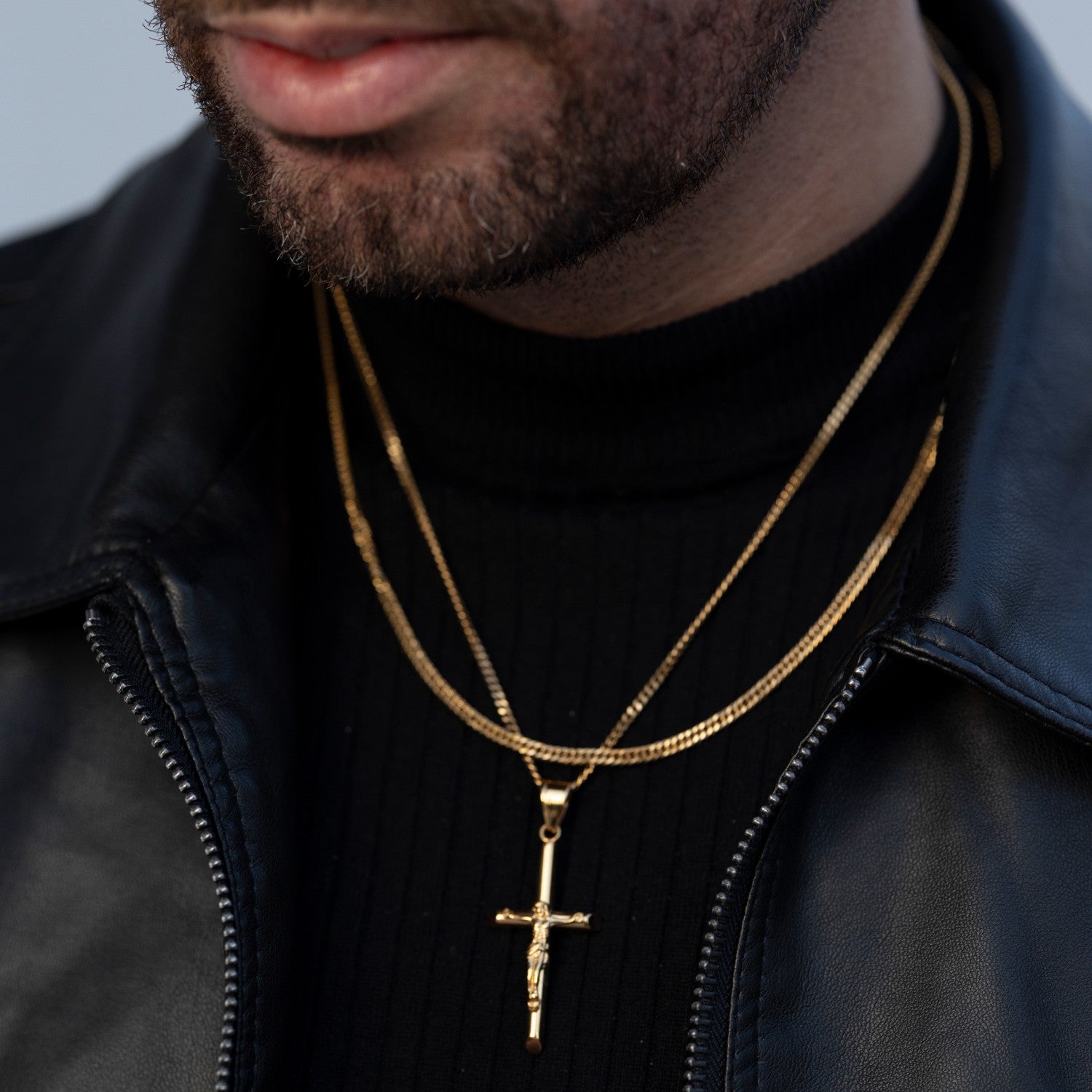Crucifix Pendant Gold (25% OFF) - VALUSIS