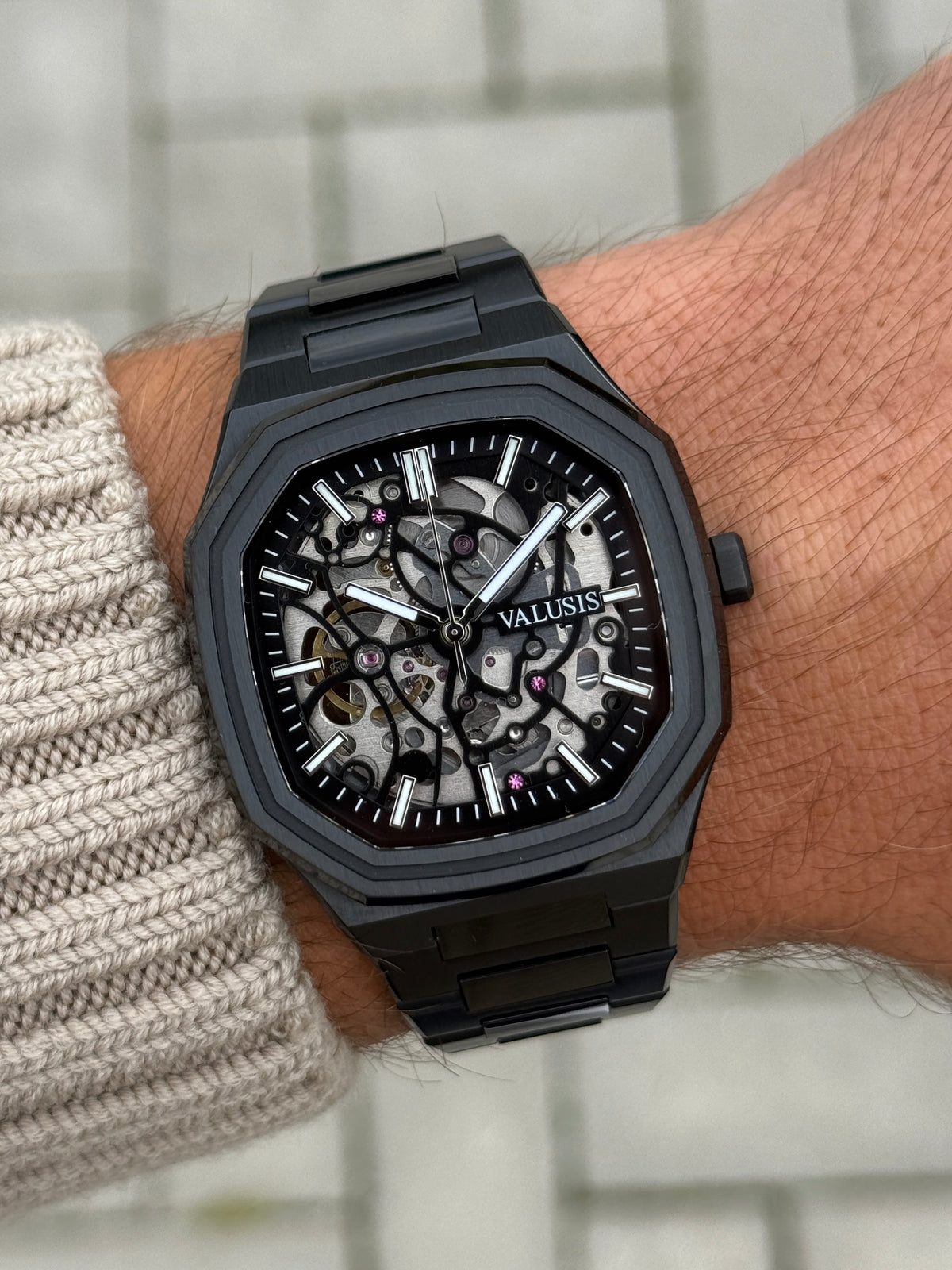 VOLT BLACK SKELETON II