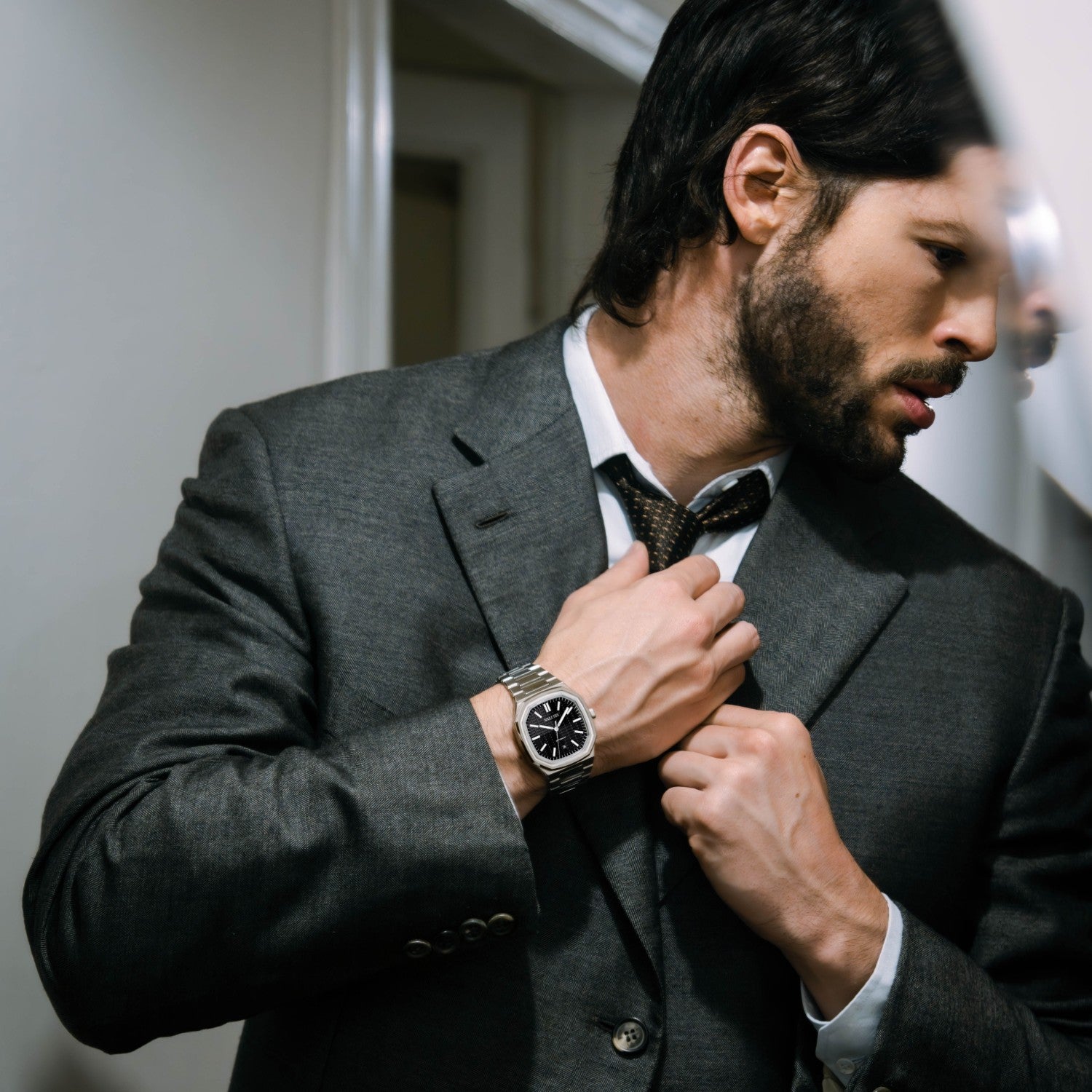 VOLT BLACK AUTOMATIC