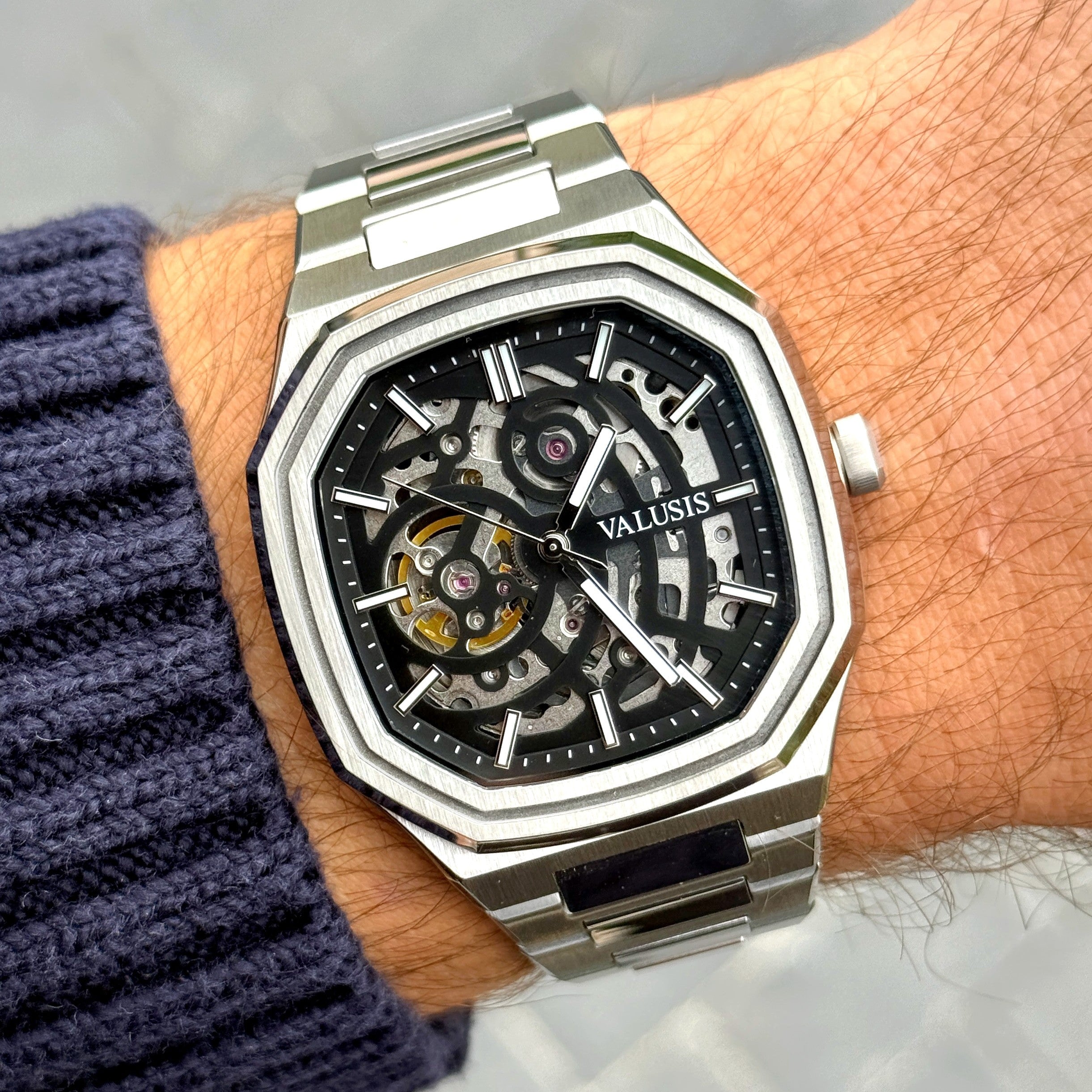 VOLT BLACK SKELETON
