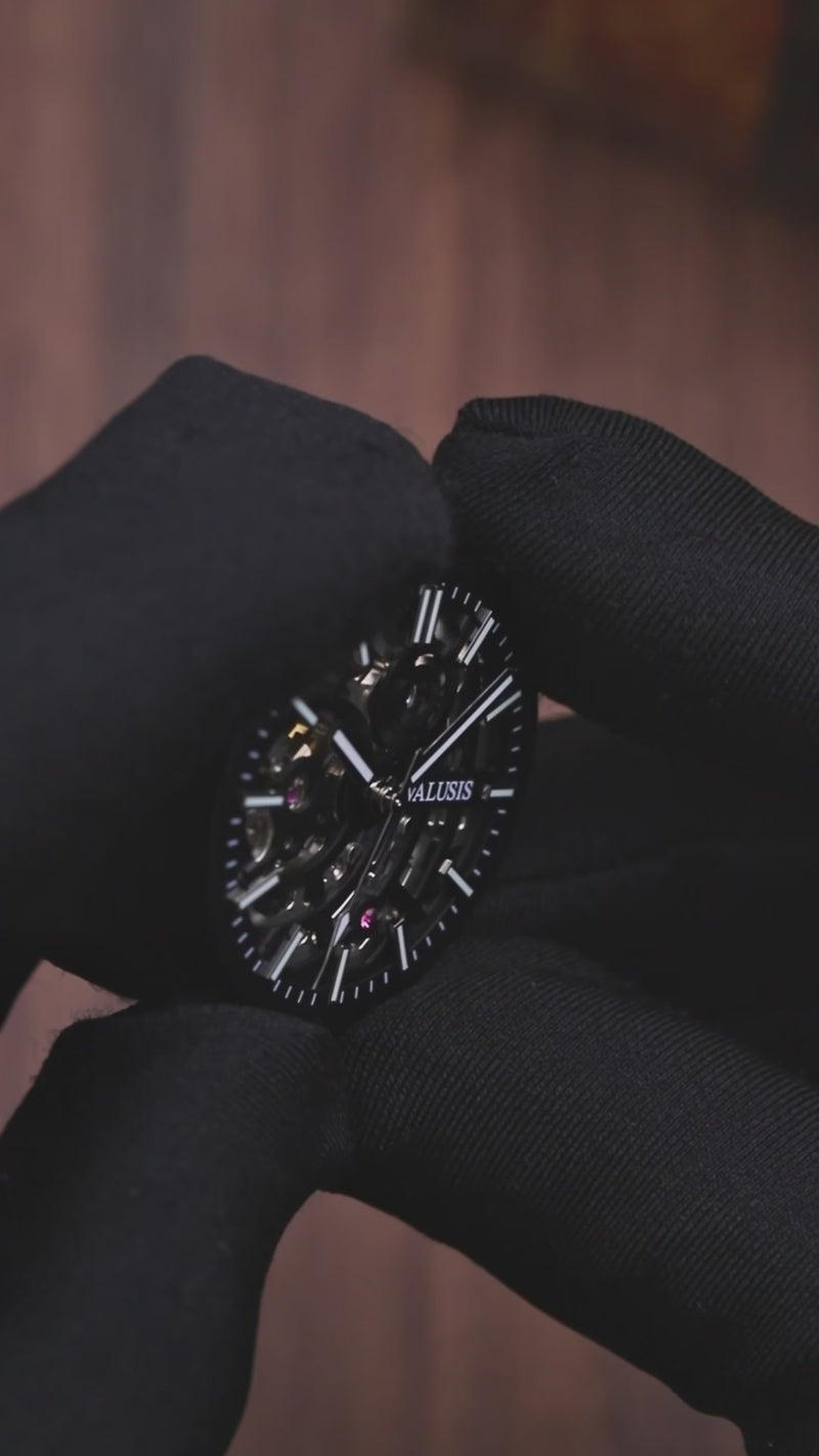LYSIUM BLACK SKELETON